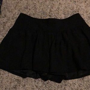 Express party shorts